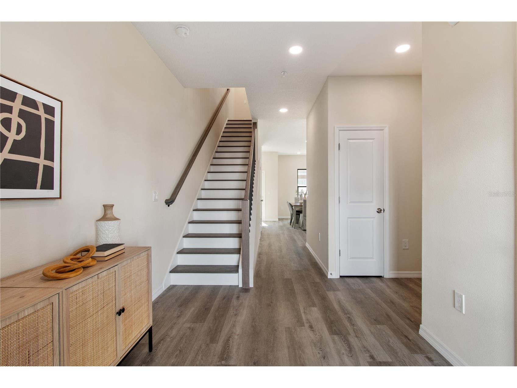 4350 Cambio Gardens Court Tampa FL 33610 TB8474148 image5