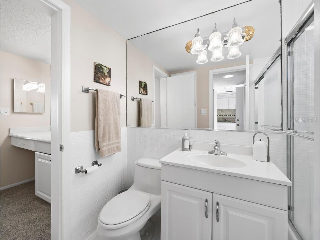 4350 Chatham Drive #105 Longboat Key FL 34228 - INTRACOASTAL SARASOTA BAY A4670294 image15