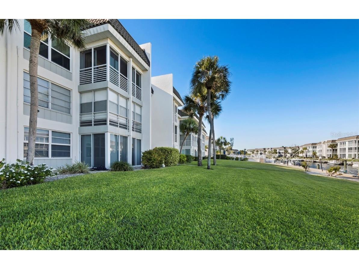 4350 Chatham Drive #105 Longboat Key FL 34228 - INTRACOASTAL SARASOTA BAY A4670294 image22
