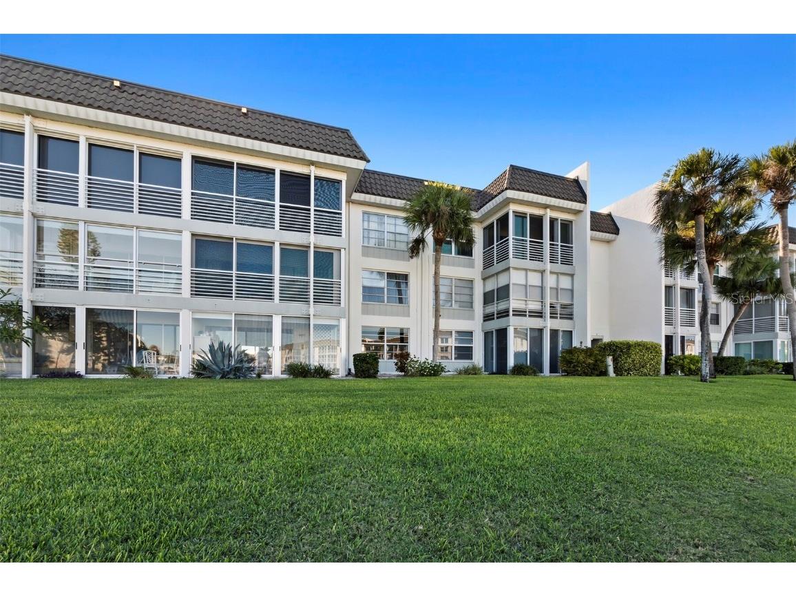 4350 Chatham Drive #105 Longboat Key FL 34228 - INTRACOASTAL SARASOTA BAY A4670294 image23