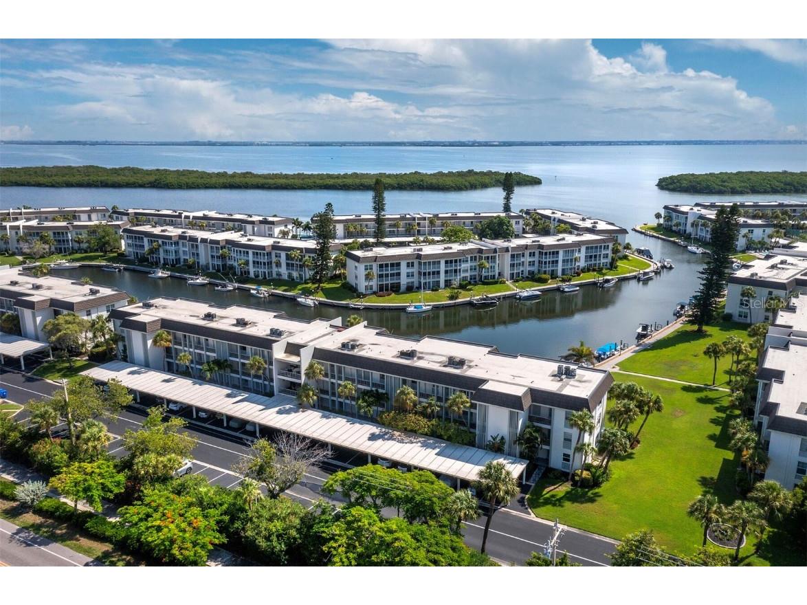 4350 Chatham Drive #105 Longboat Key FL 34228 - INTRACOASTAL SARASOTA BAY A4670294 image26