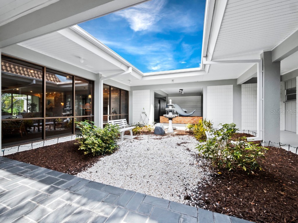 4350 Chatham Drive #105 Longboat Key FL 34228 - INTRACOASTAL SARASOTA BAY A4670294 image31