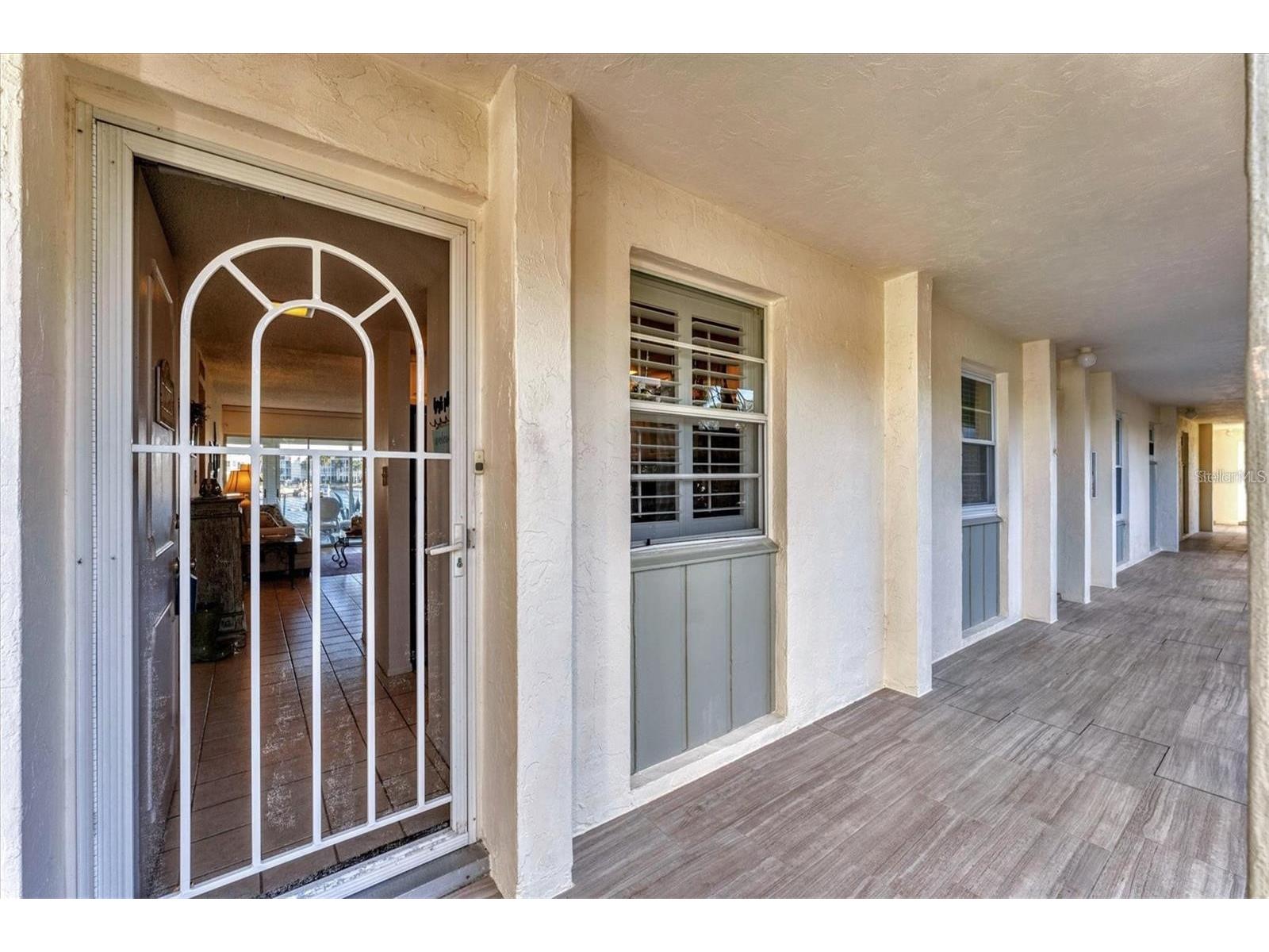 4350 Chatham Drive #106 Longboat Key FL 34228 - SARASOTA BAY AND ICW A4687361 image3