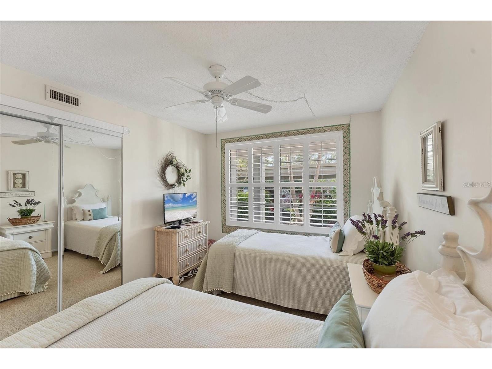 4350 Chatham Drive #106 Longboat Key FL 34228 - SARASOTA BAY AND ICW A4687361 image35