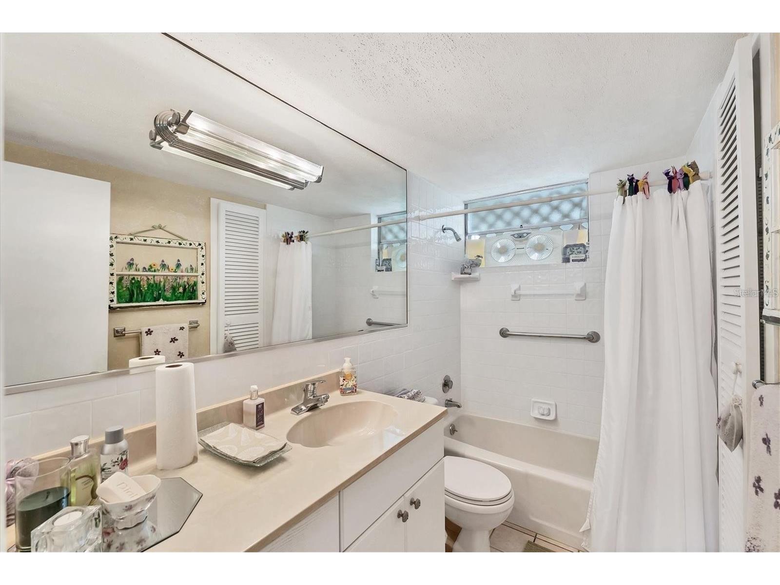 4350 Chatham Drive #106 Longboat Key FL 34228 - SARASOTA BAY AND ICW A4687361 image37