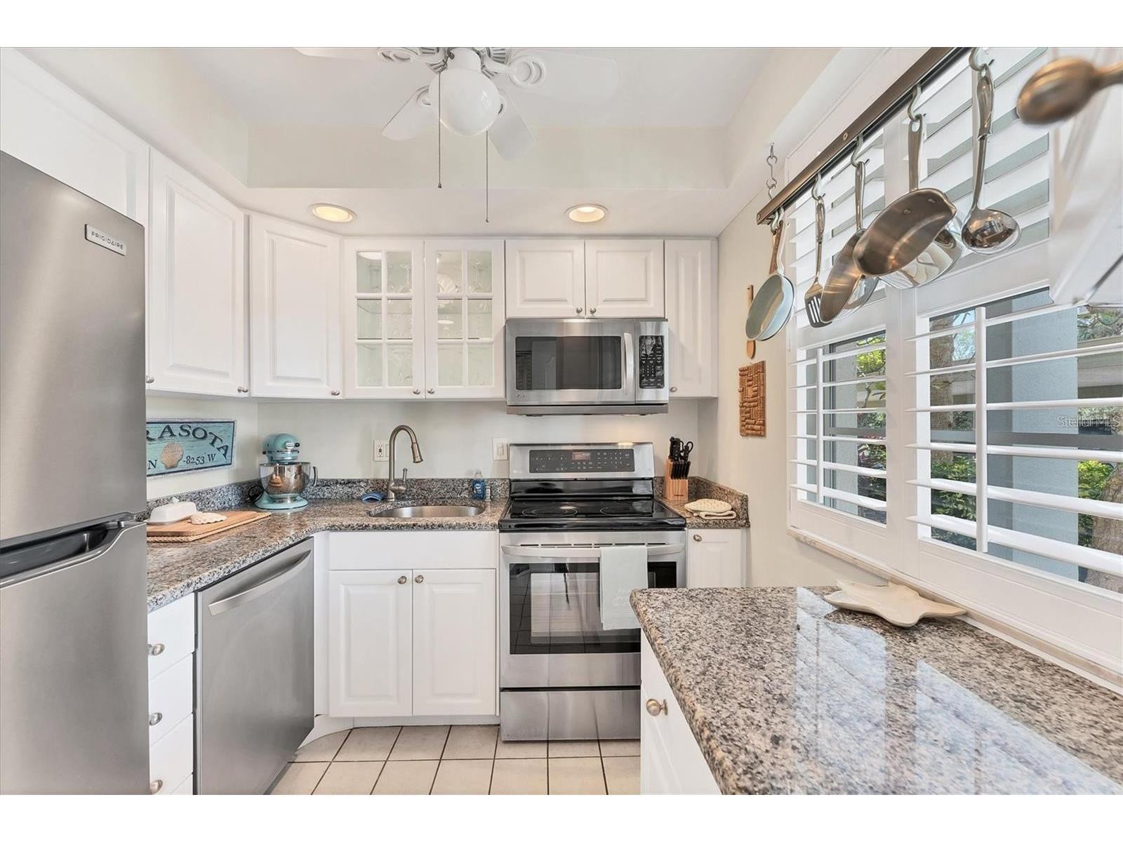 4350 Chatham Drive #106 Longboat Key FL 34228 - SARASOTA BAY AND ICW A4687361 image5