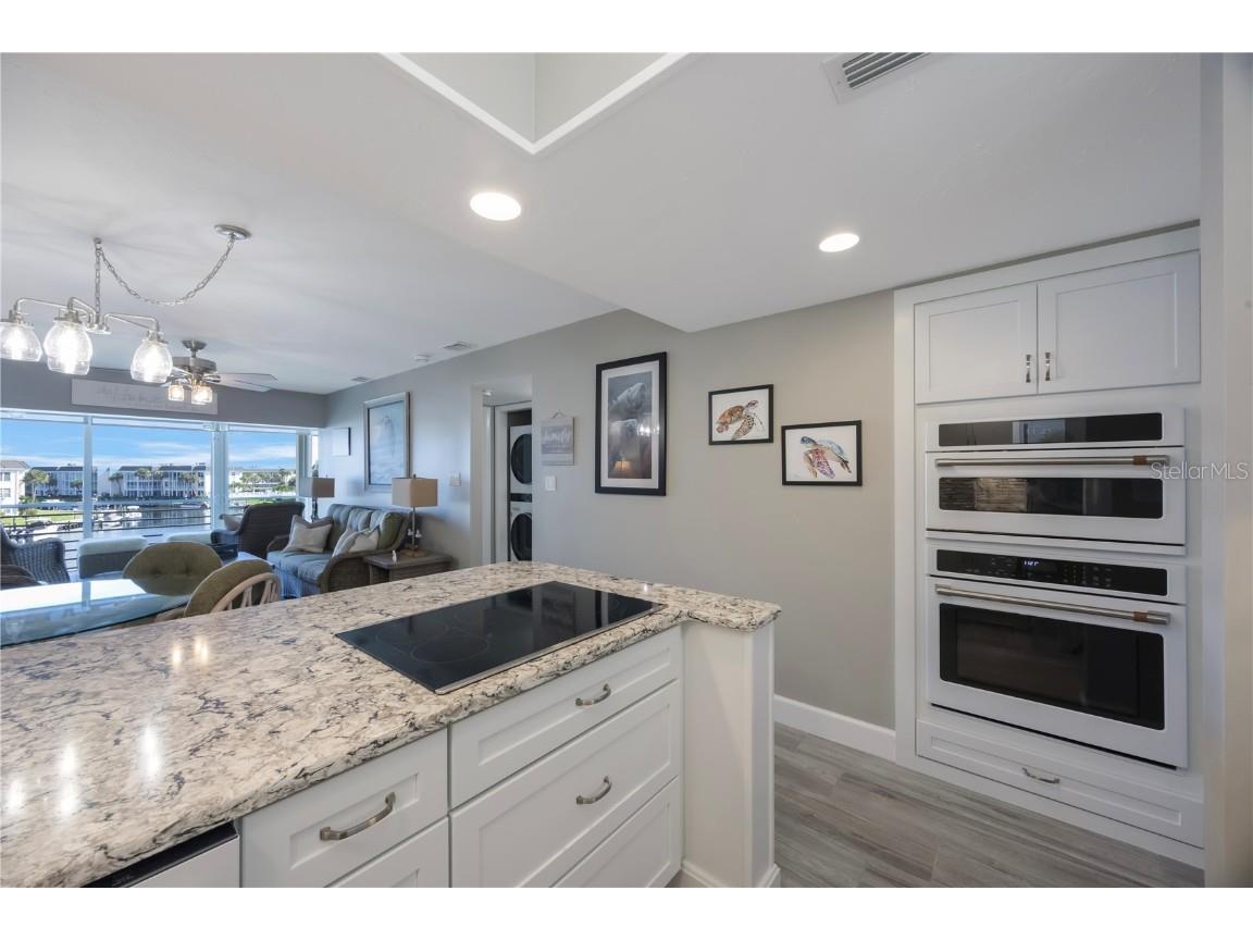 4350 Chatham Drive #E307 Longboat Key FL 34228 A4659070 image11