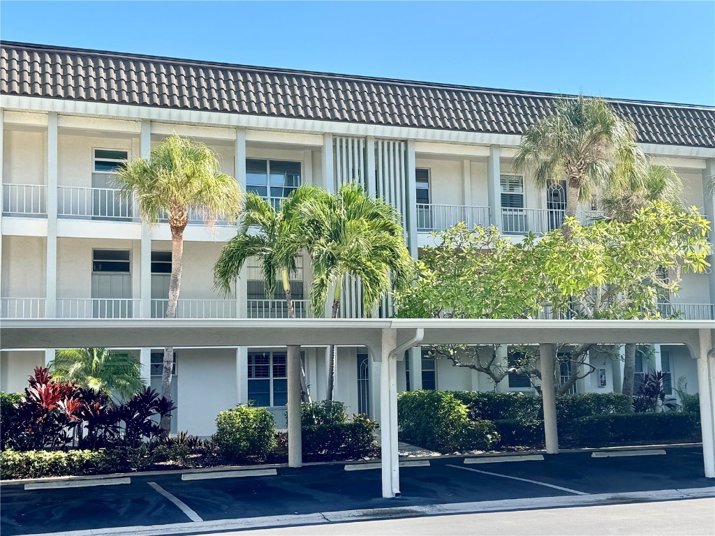 4350 Chatham Drive #E307 Longboat Key FL 34228 A4659070 image2