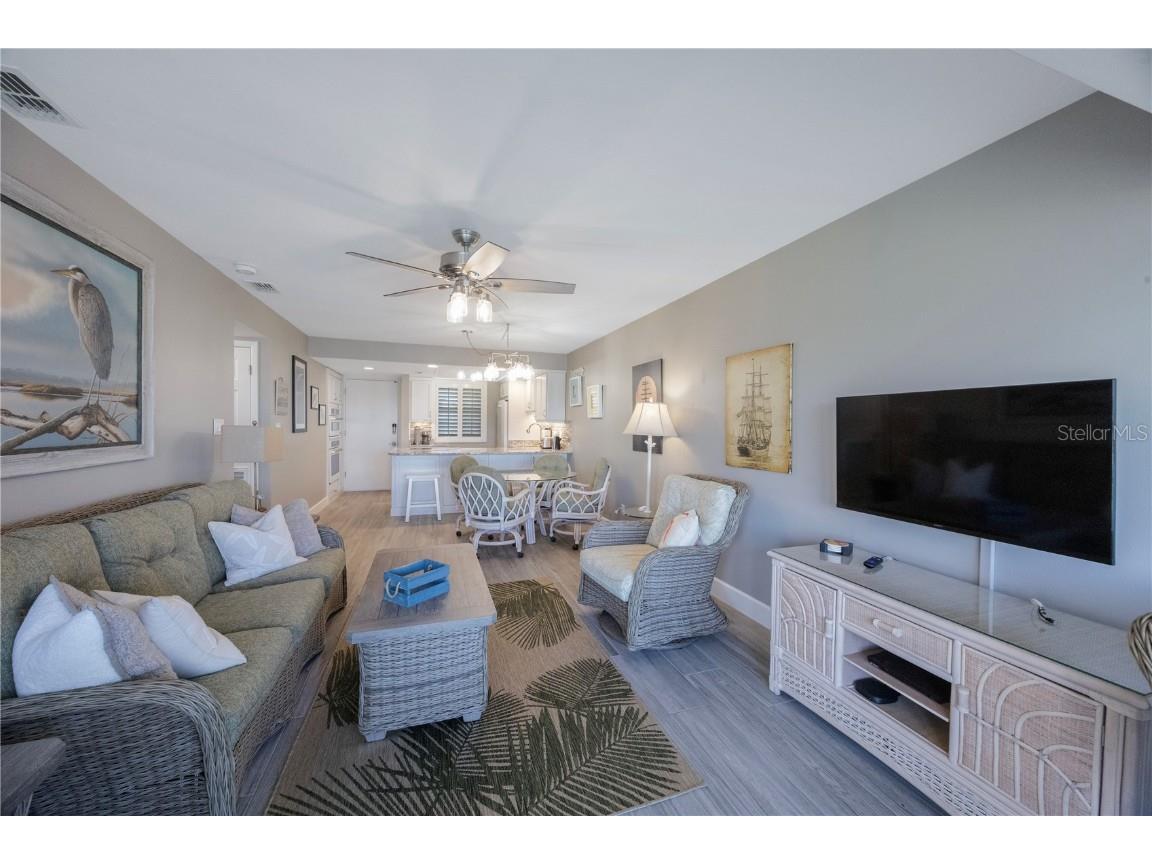 4350 Chatham Drive #E307 Longboat Key FL 34228 A4659070 image20