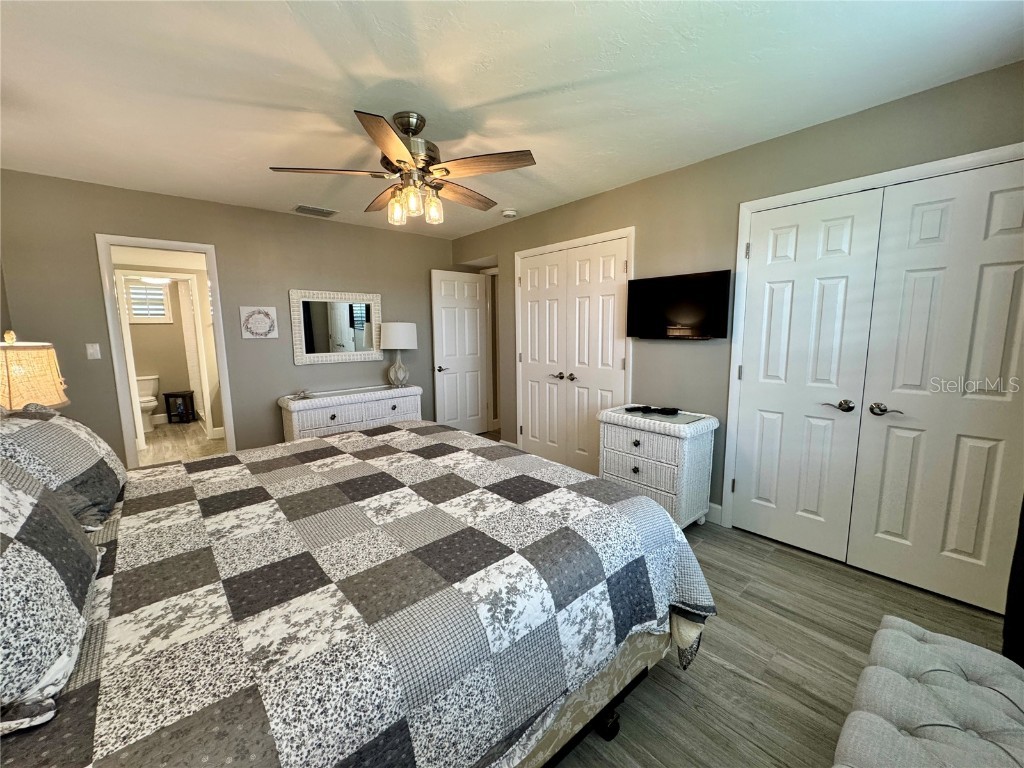 4350 Chatham Drive #E307 Longboat Key FL 34228 A4659070 image30