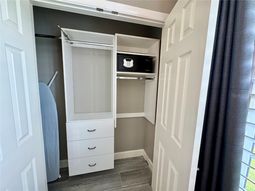 4350 Chatham Drive #E307 Longboat Key FL 34228 A4659070 image34