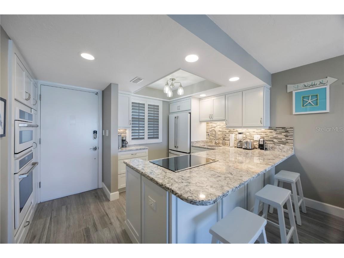 4350 Chatham Drive #E307 Longboat Key FL 34228 A4659070 image4