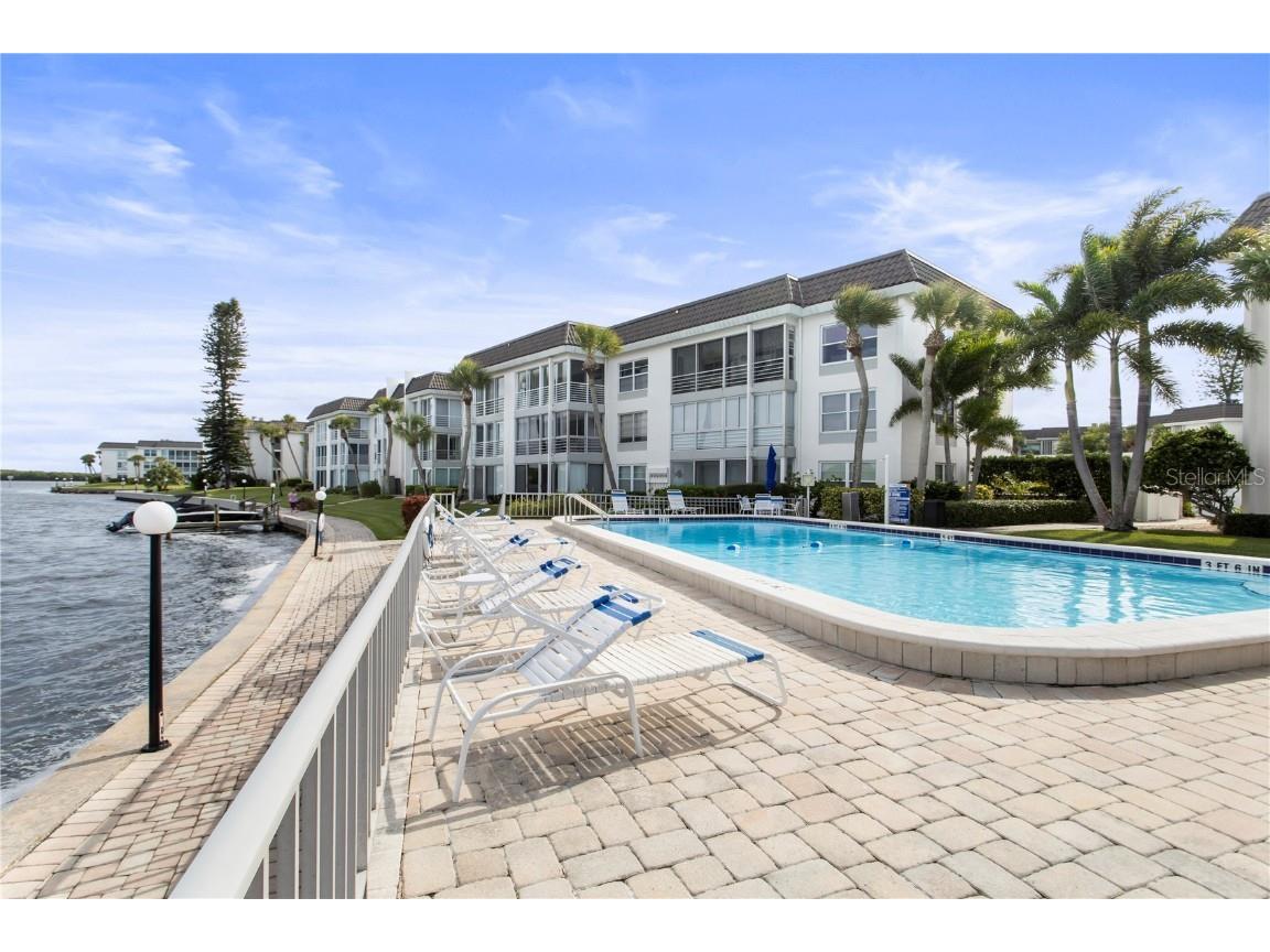4350 Chatham Drive #E307 Longboat Key FL 34228 A4659070 image48