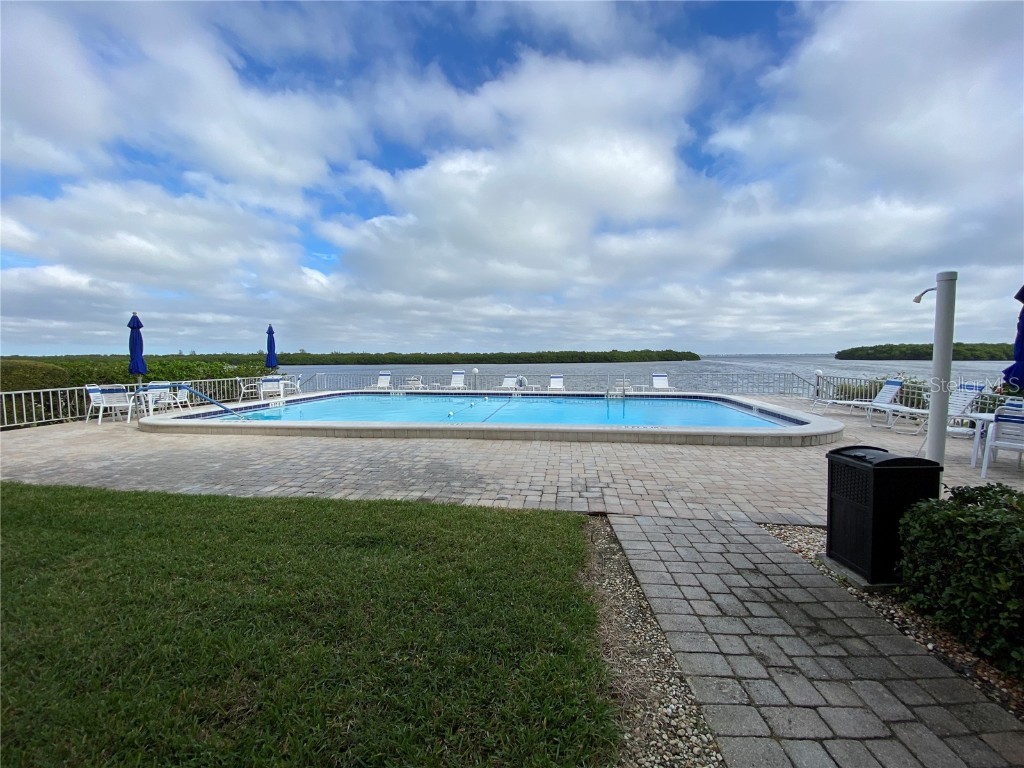 4350 Chatham Drive #E307 Longboat Key FL 34228 A4659070 image49