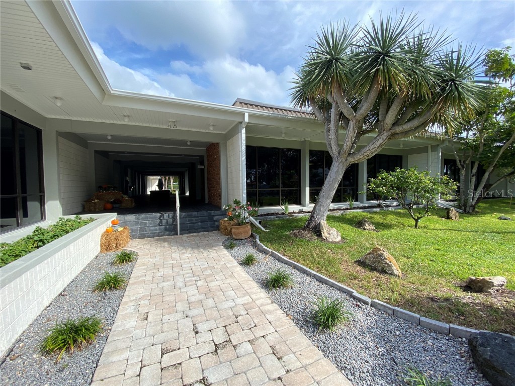 4350 Chatham Drive #E307 Longboat Key FL 34228 A4659070 image51
