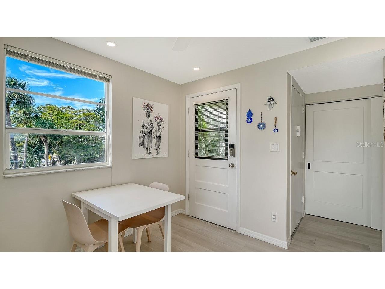 4350 Chatham Drive #UNIT E-208 Longboat Key FL 34228 A4672221 image14