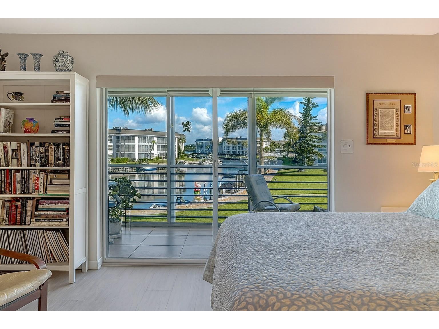 4350 Chatham Drive #UNIT E-208 Longboat Key FL 34228 A4672221 image21