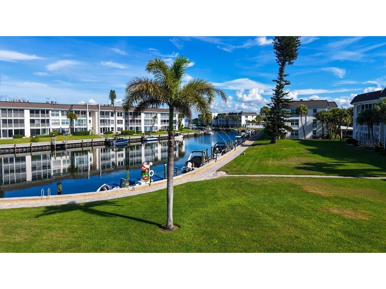 4350 Chatham Drive #UNIT E-208 Longboat Key FL 34228 A4672221 image41