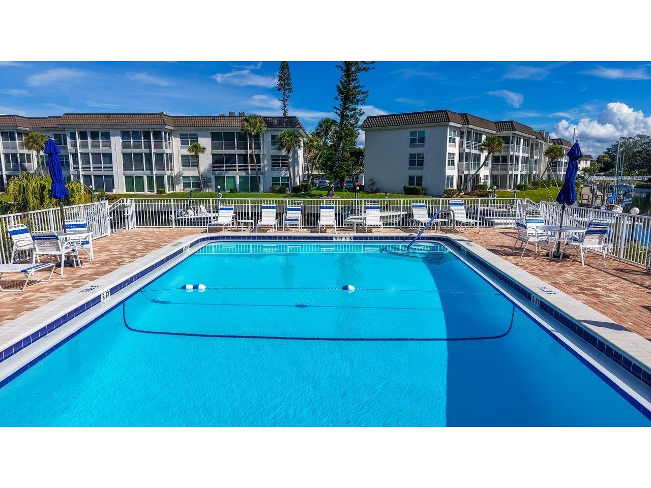 4350 Chatham Drive #UNIT E-208 Longboat Key FL 34228 A4672221 image51