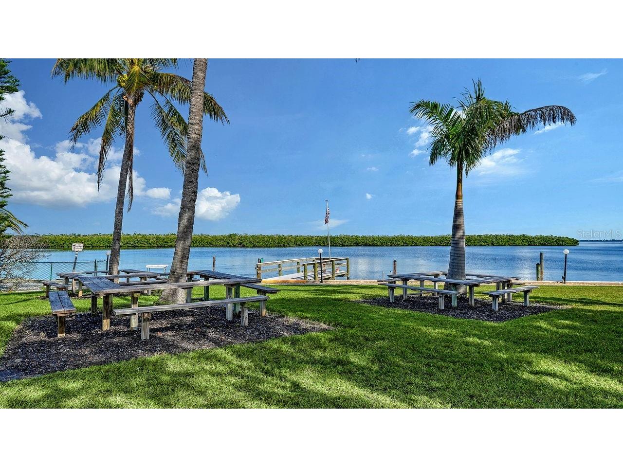 4350 Chatham Drive #UNIT E-208 Longboat Key FL 34228 A4672221 image74