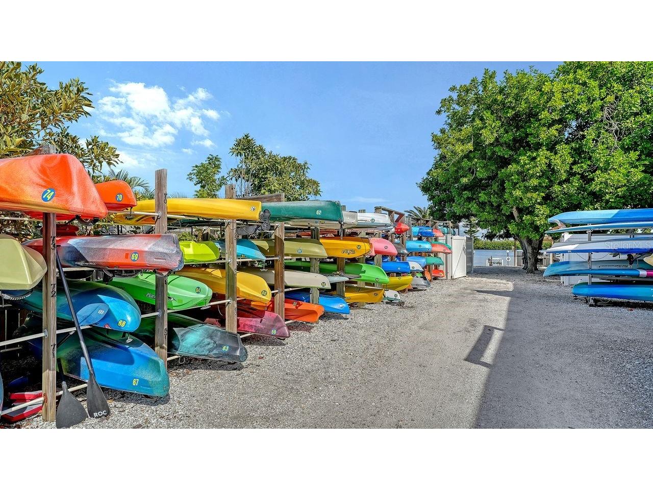 4350 Chatham Drive #UNIT E-208 Longboat Key FL 34228 A4672221 image76