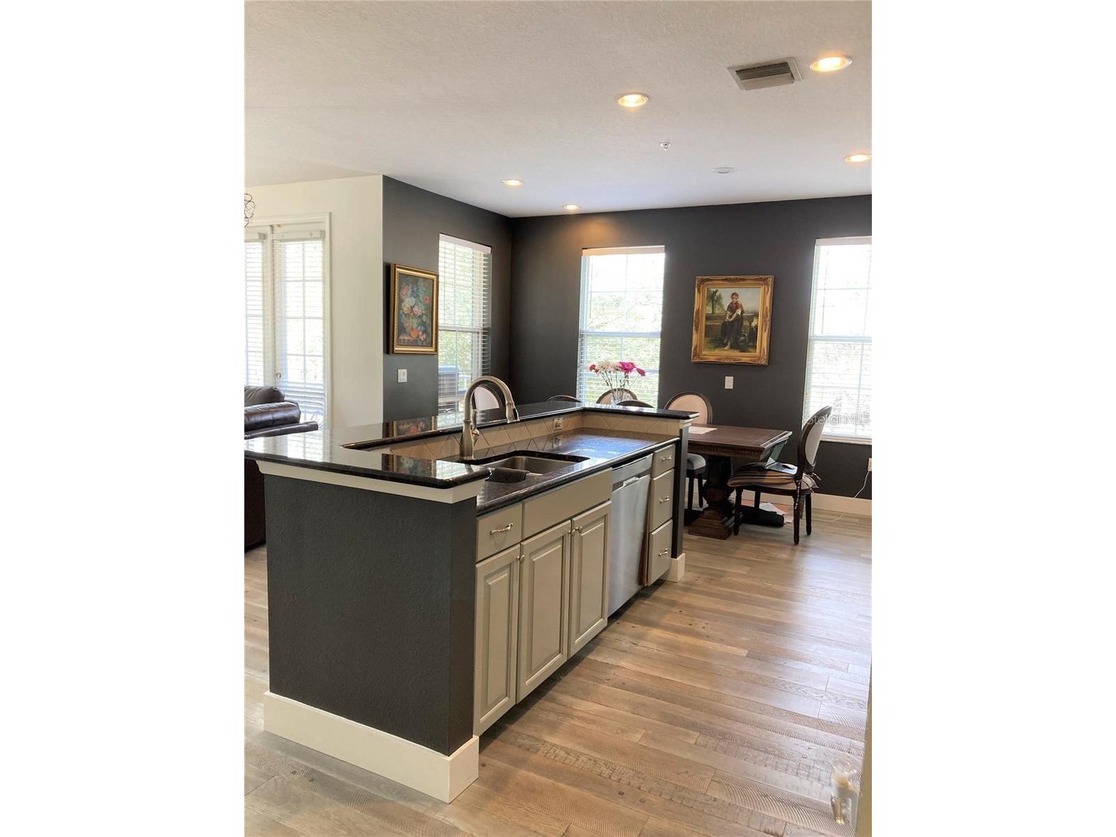 4351 Anson Lane #205 Orlando FL 32814 O6392784 image4