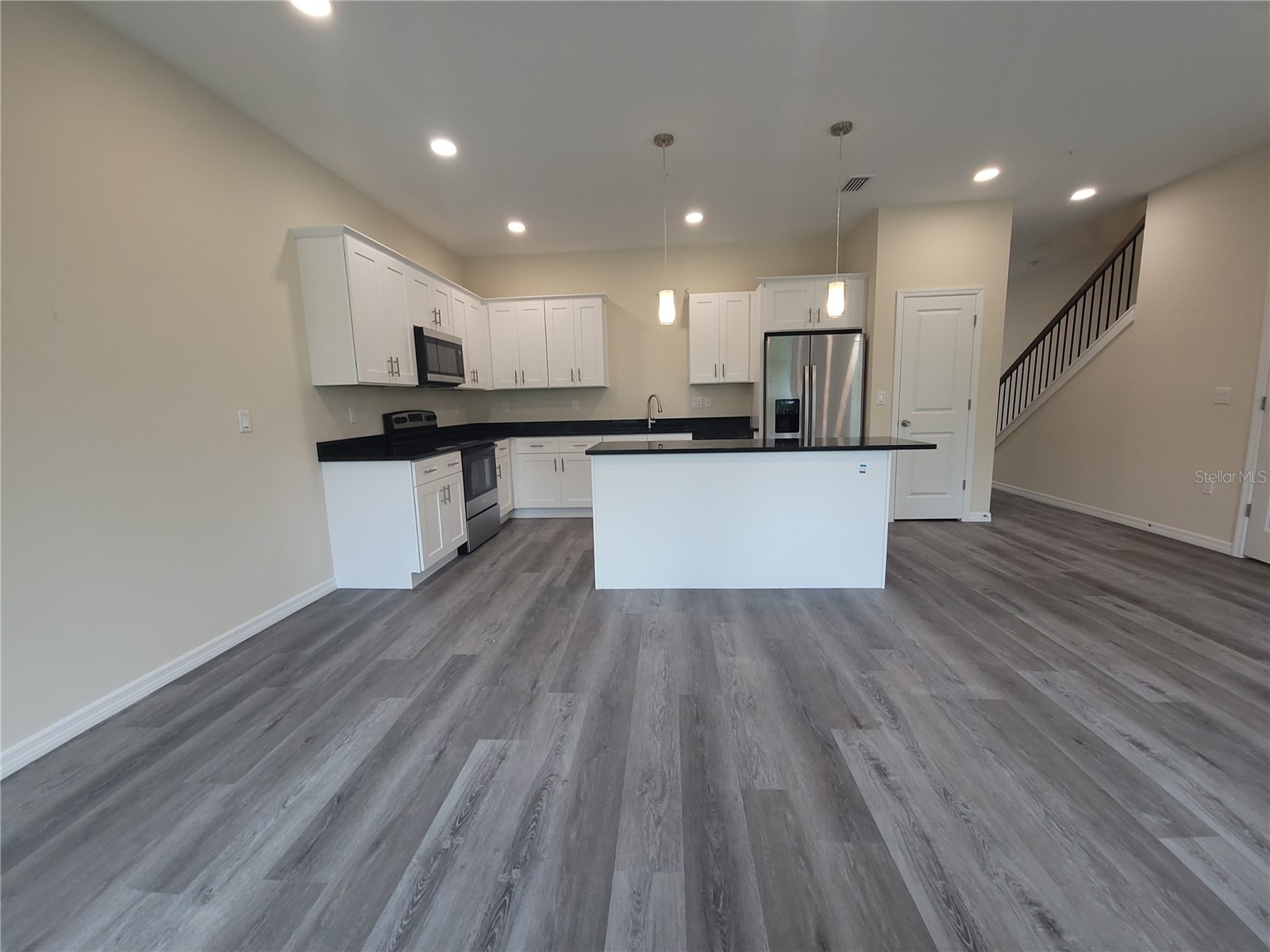4351 Cambio Gardens Court Tampa FL 33610 TB8517602 image3