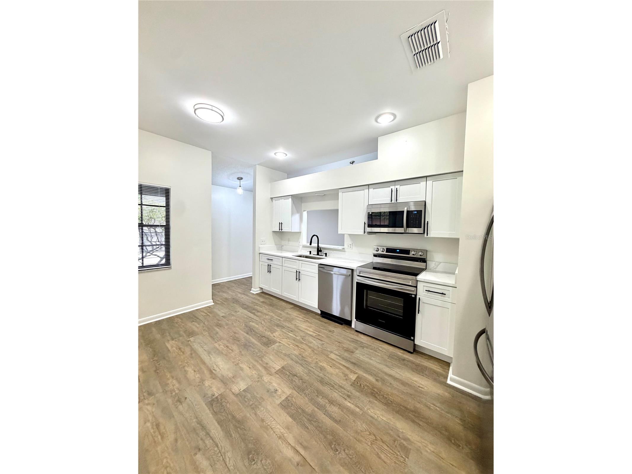 4351 Sandhurst Drive Orlando FL 32817 O6409158 image8