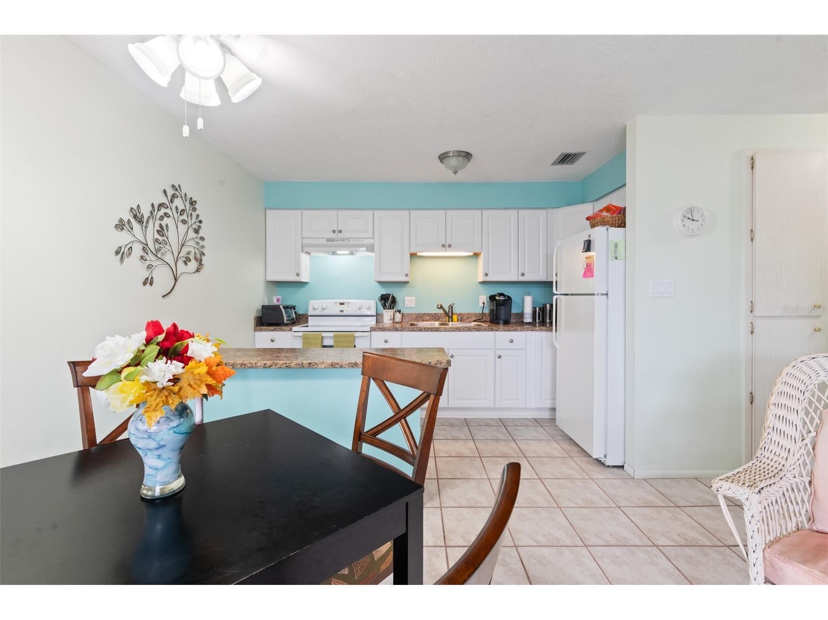4351 Tahitian Gardens Circle #C Holiday FL 34691 TB8493514 image4