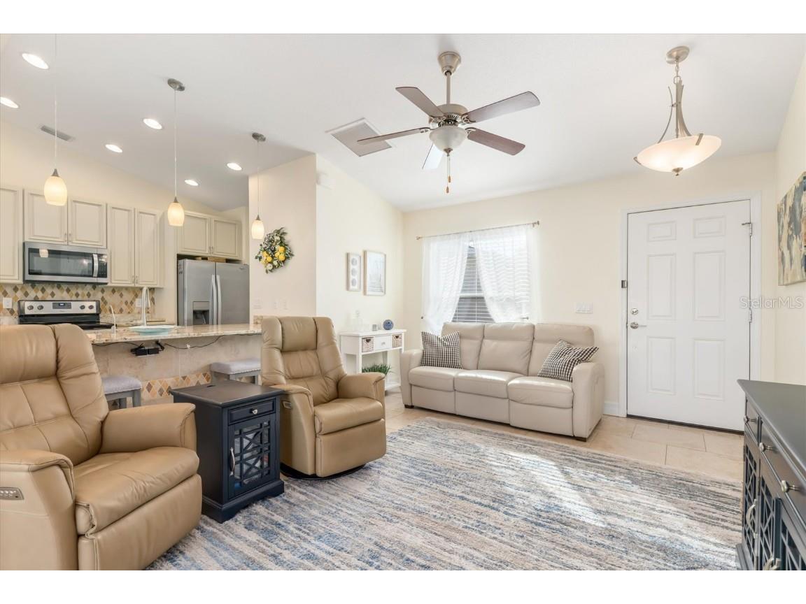 4352 Adelaide Avenue North Port FL 34288 C7518272 image4