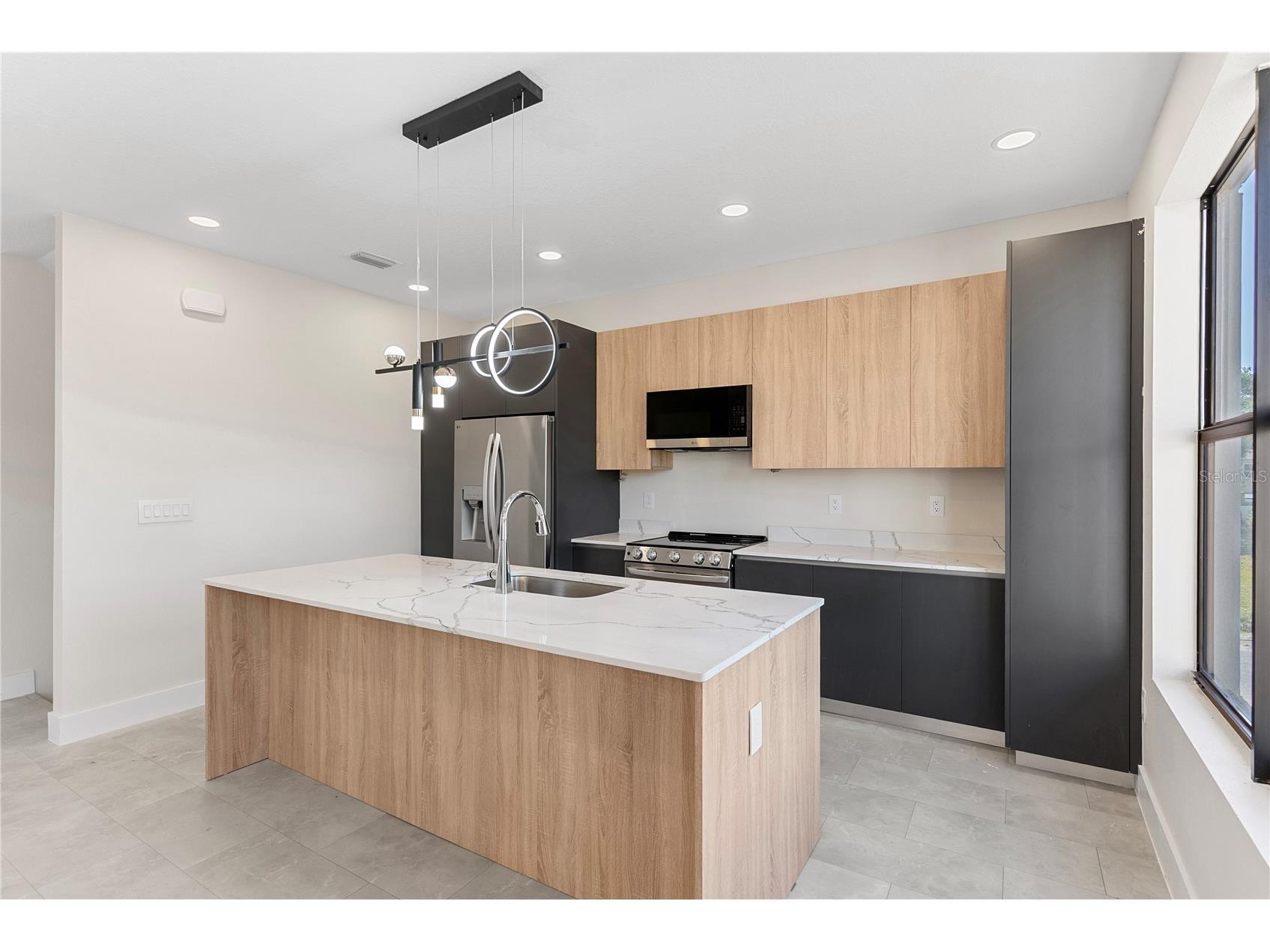 4352 Fontanarosa Village Court Tampa FL 33614 TB8505072 image12