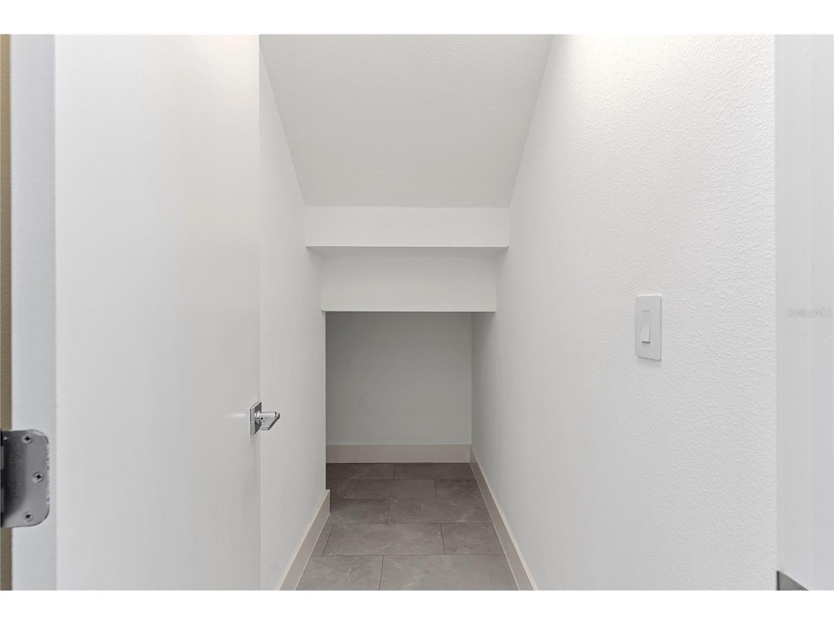 4352 Fontanarosa Village Court Tampa FL 33614 TB8505072 image24