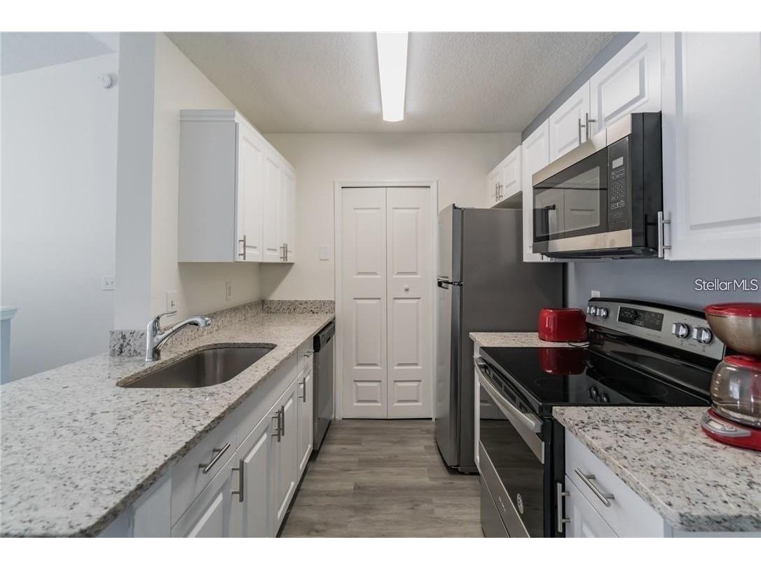 4352 S Kirkman Road #1202 Orlando FL 32811 S5132456 image5