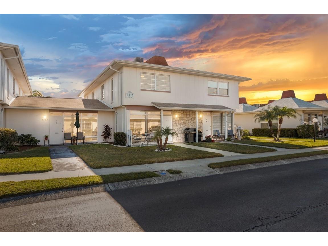 4352 Tahitian Gardens Circle #G Holiday FL 34691 T3502574 image1