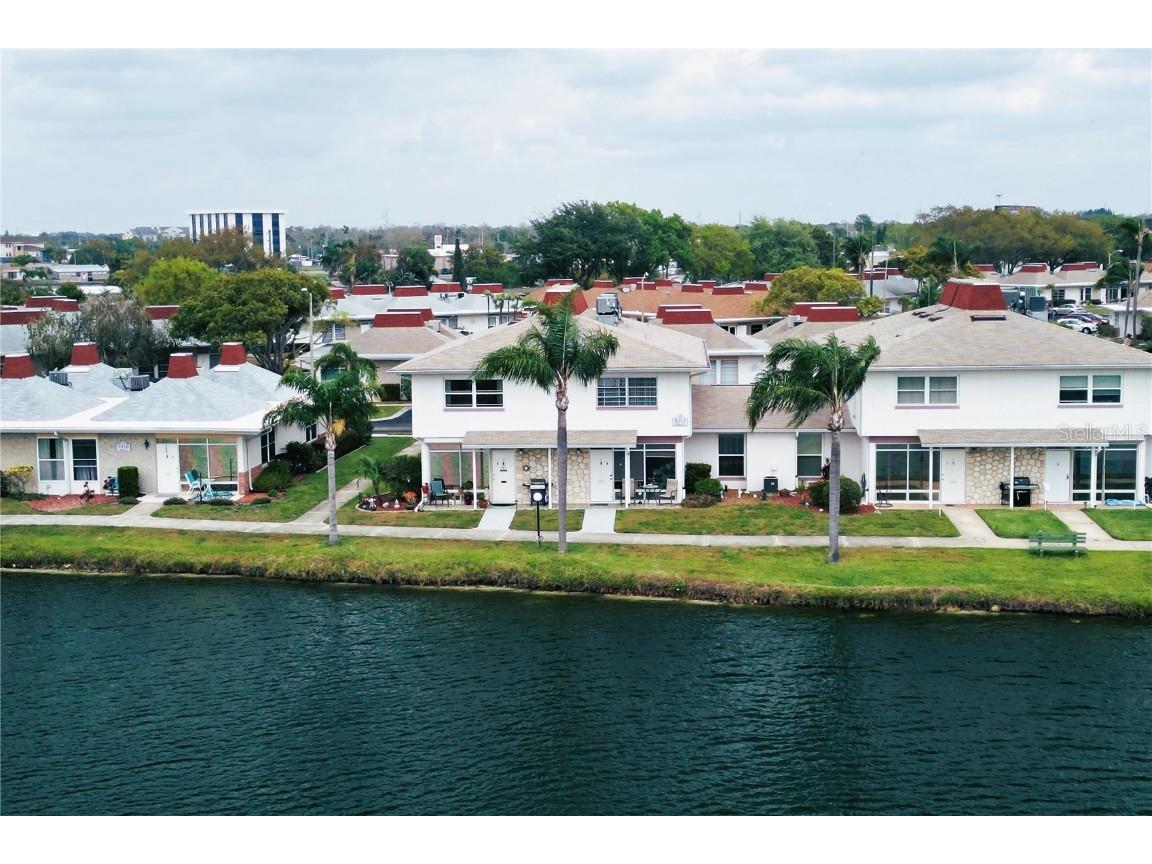 4352 Tahitian Gardens Circle #J Holiday FL 34691 U8192692 image1