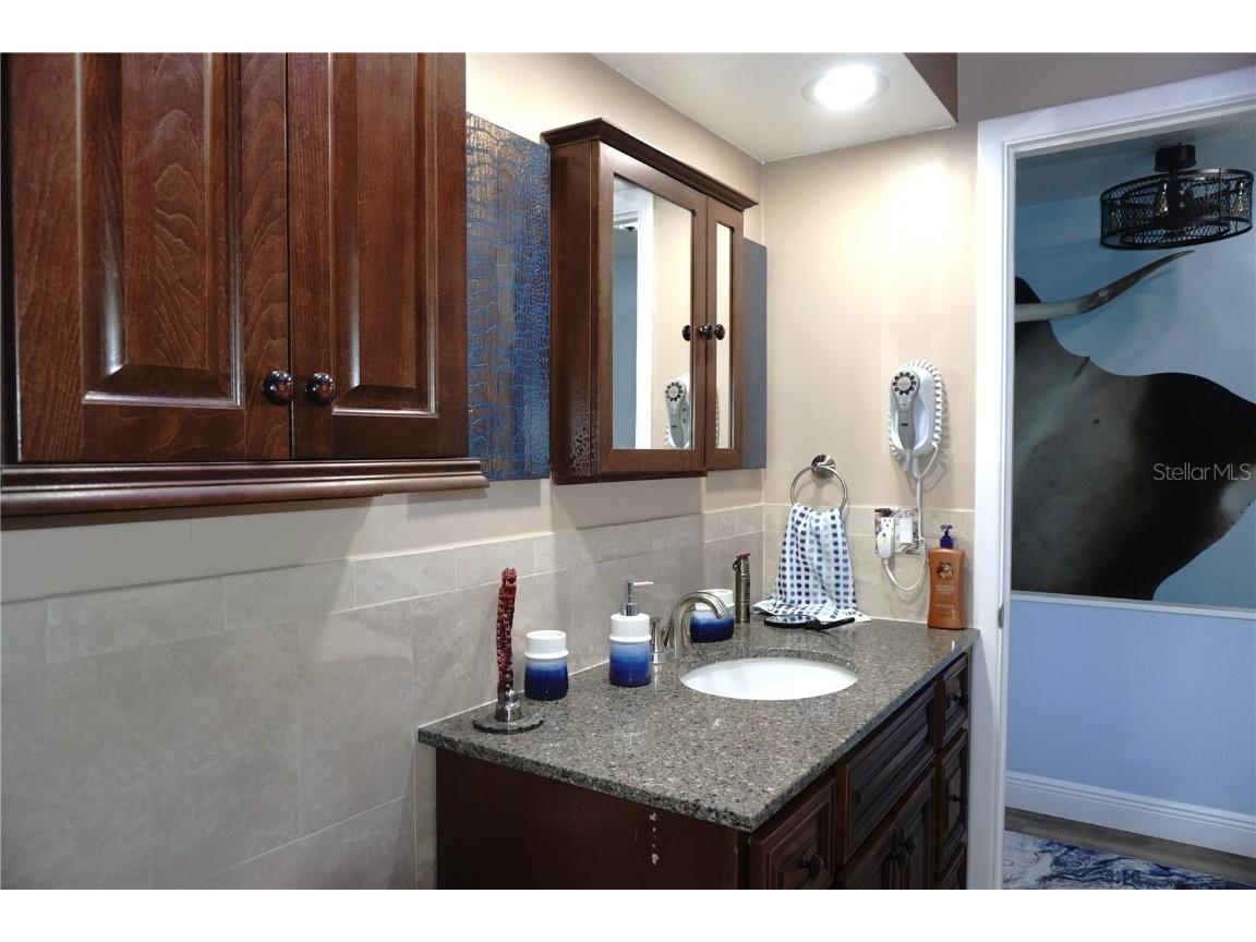 4352 Tahitian Gardens Circle #M Holiday FL 34691 TB8416218 image28