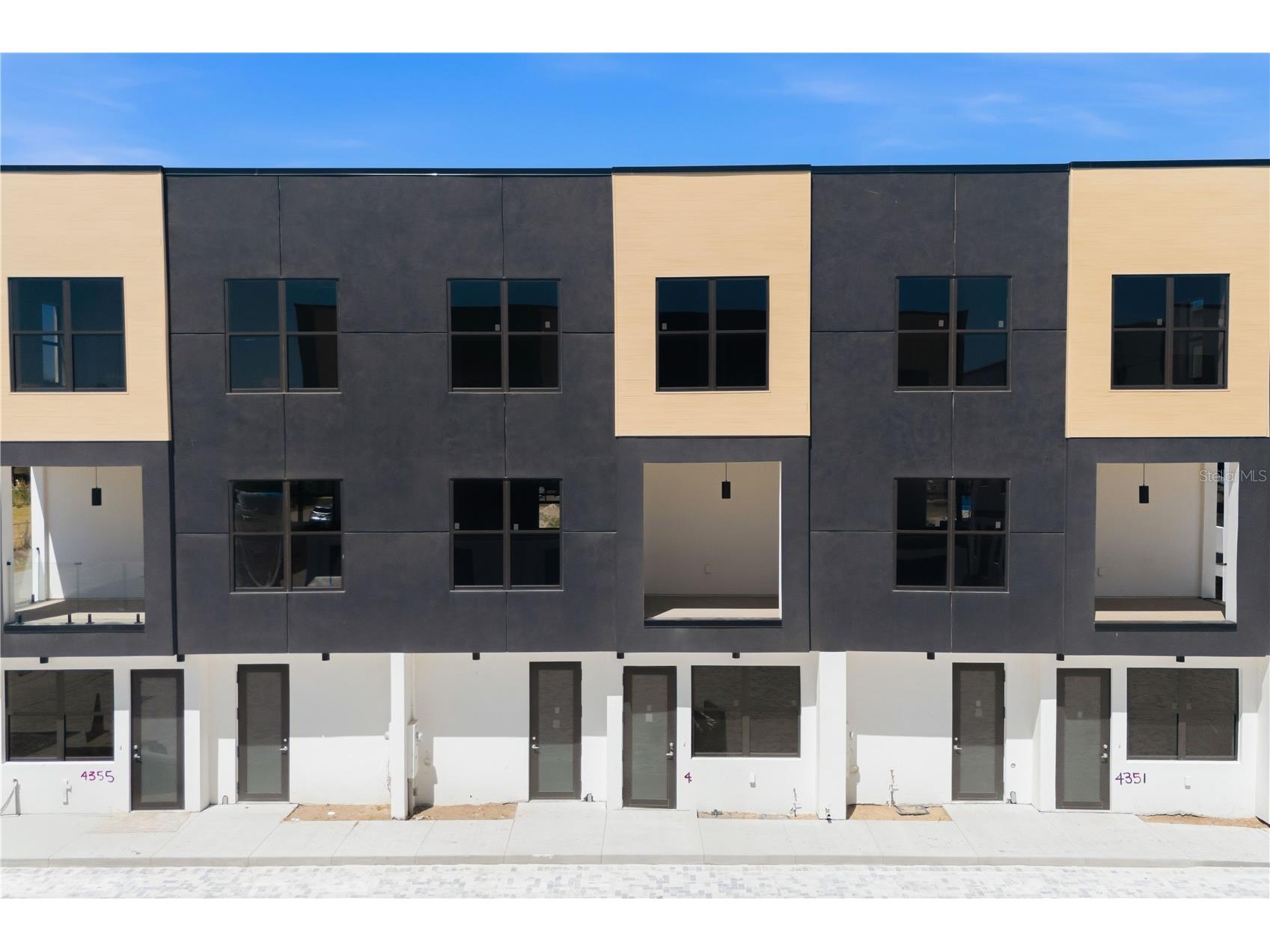 4353 Fontanarosa Village Court Tampa FL 33614 TB8489079 image1