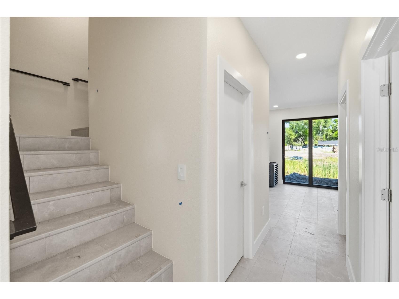 4353 Fontanarosa Village Court Tampa FL 33614 TB8489079 image5