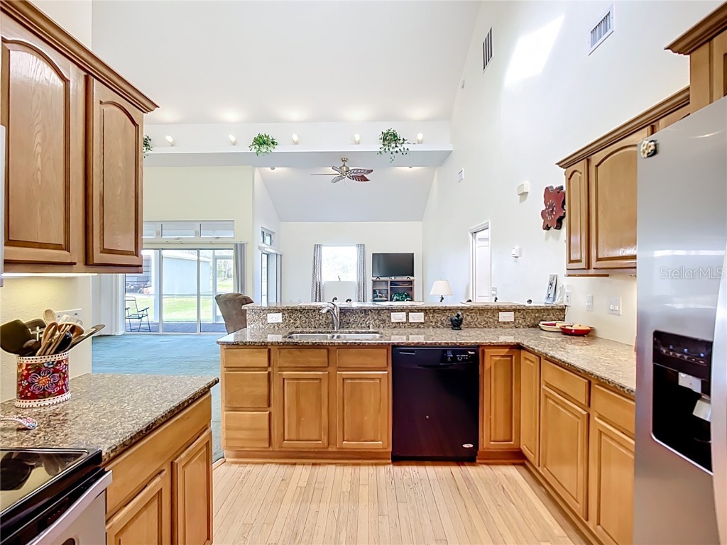 4353 Hidden River Road Sarasota FL 34240 A4673704 image12