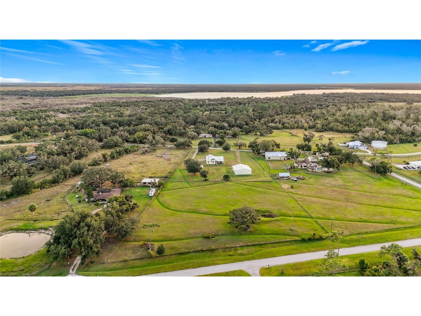 4353 Hidden River Road Sarasota FL 34240 A4673704 image51