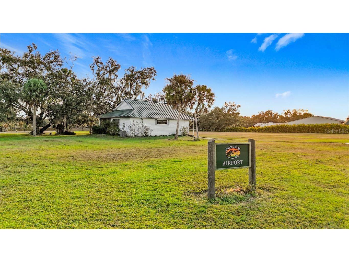 4353 Hidden River Road Sarasota FL 34240 A4673704 image58