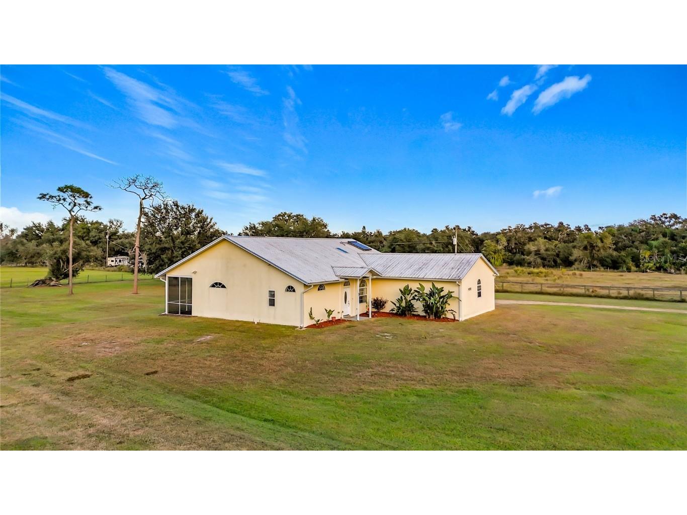 4353 Hidden River Road Sarasota FL 34240 A4673704 image74