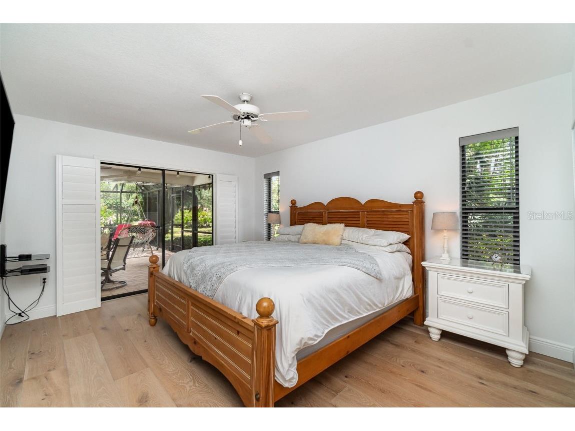 4353 Indian Point Trail Sarasota FL 34238 A4655468 image16