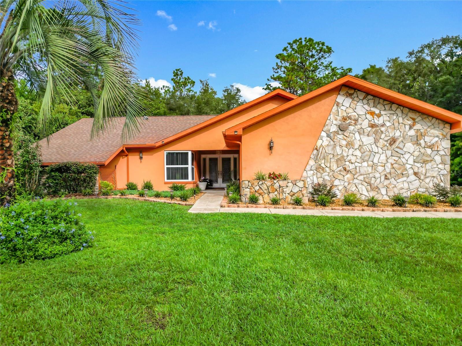 4353 N Indianhead Road Hernando FL 34442 W7883719 image1