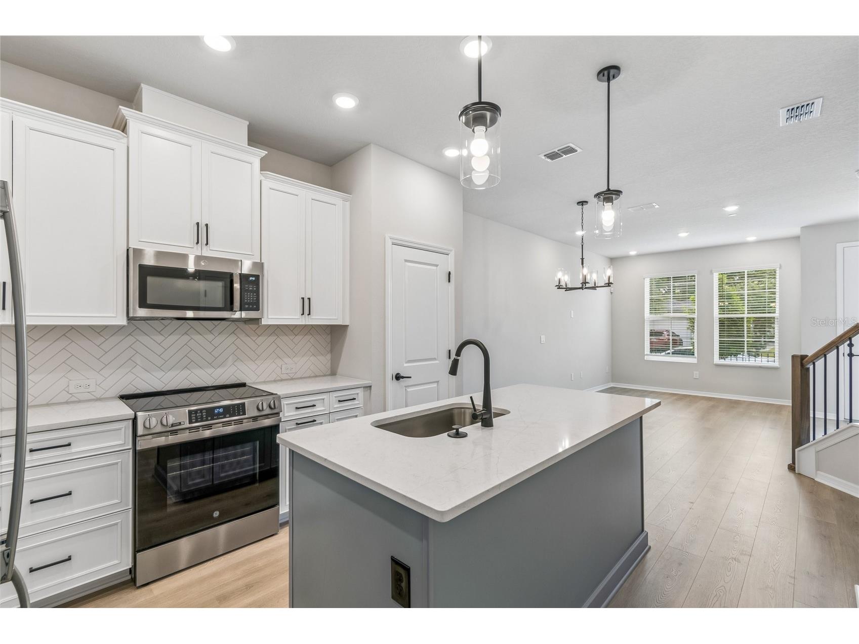 4353 Roush Avenue Orlando FL 32803 TB8507013 image8