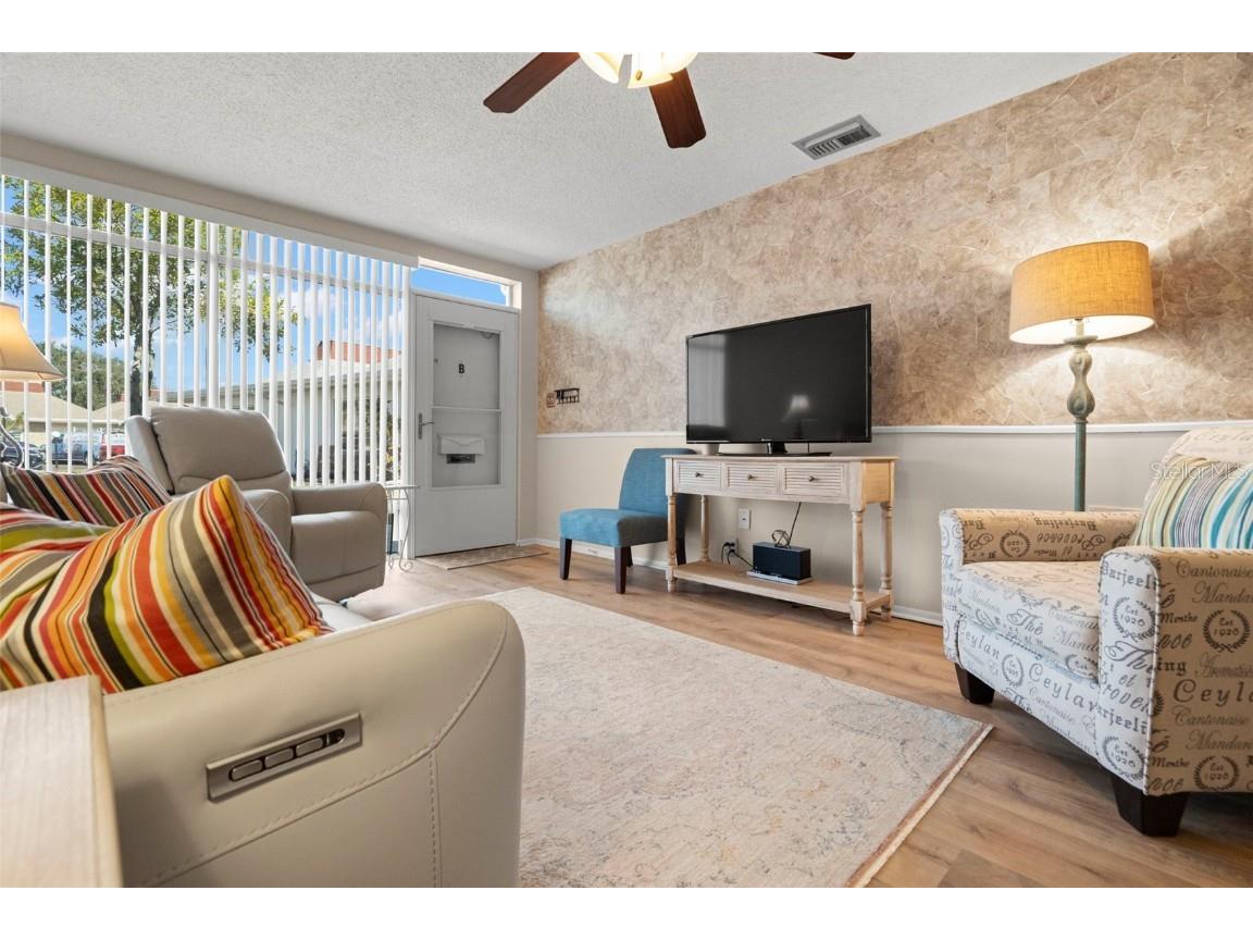 4353 Tahitian Gardens Cir #B Holiday FL 34691 TB8453053 image5