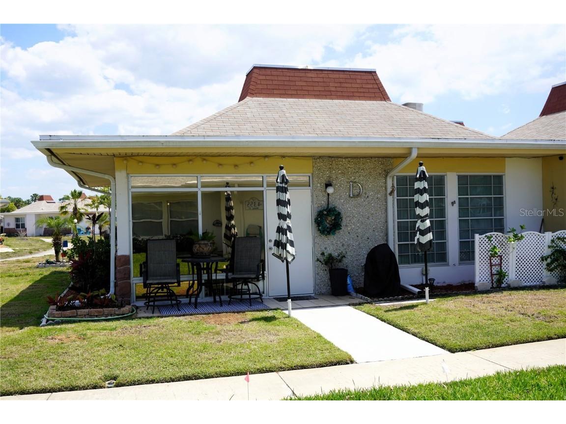 4353 Tahitian Gardens Circle #D Holiday FL 34691 U8240626 image1