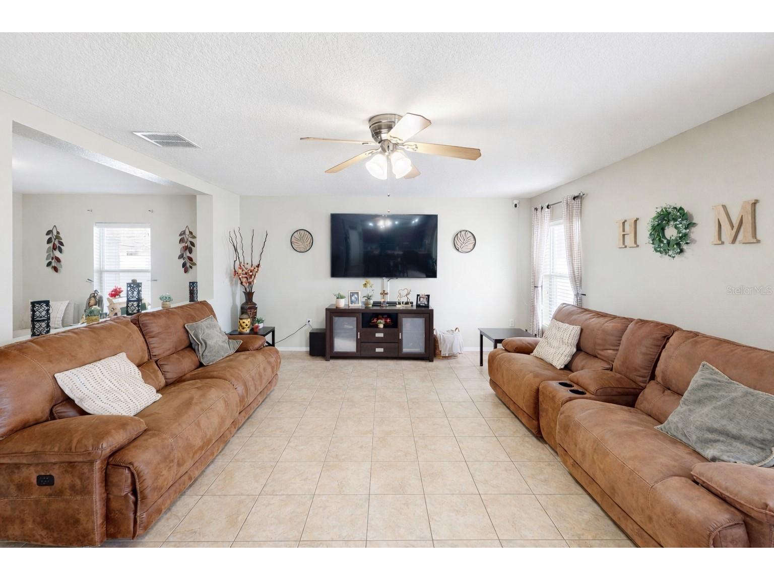 4354 Fieldview Circle Wesley Chapel FL 33545 TB8484032 image3