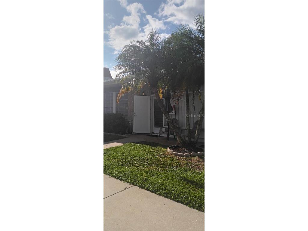 4354 Tahitian Gardens Circle #F Holiday FL 34691 W7881133 image2