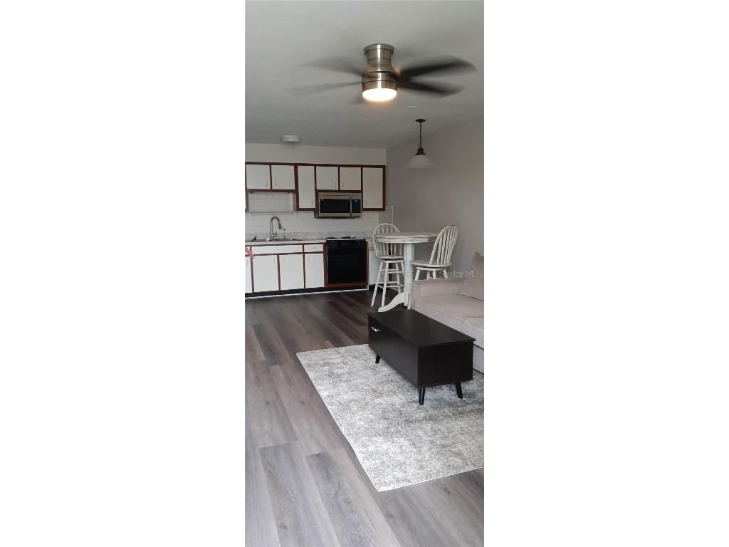 4354 Tahitian Gardens Circle #F Holiday FL 34691 W7881133 image5